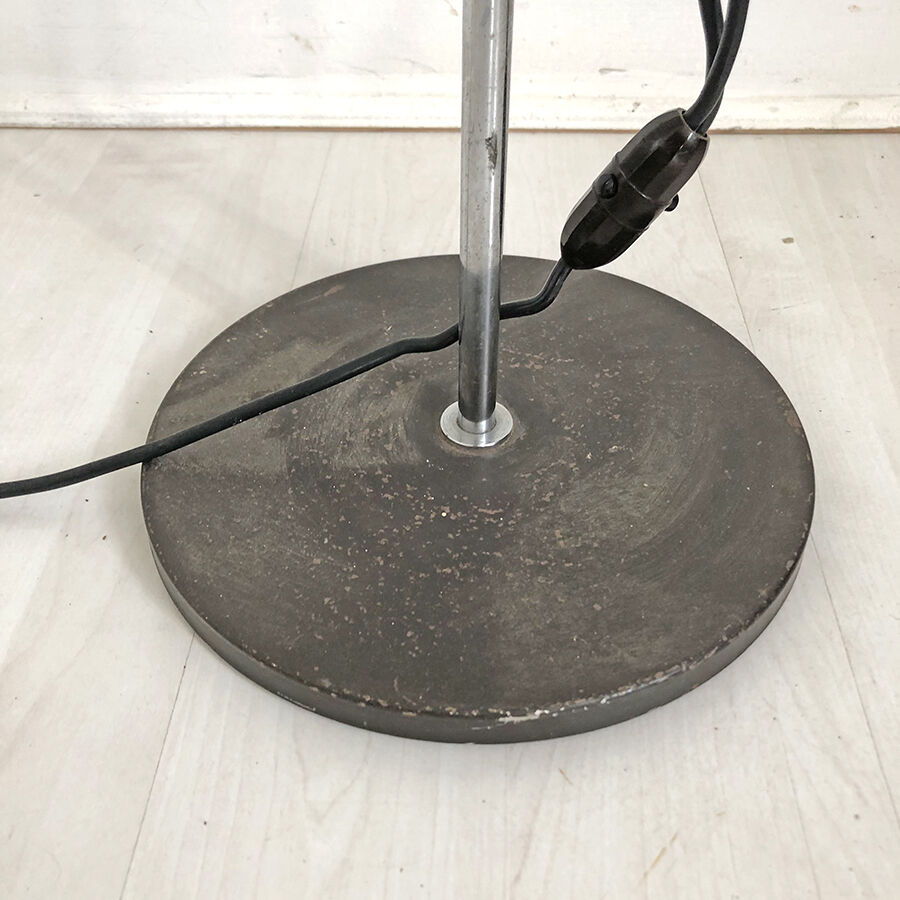 70's vintage lamppost