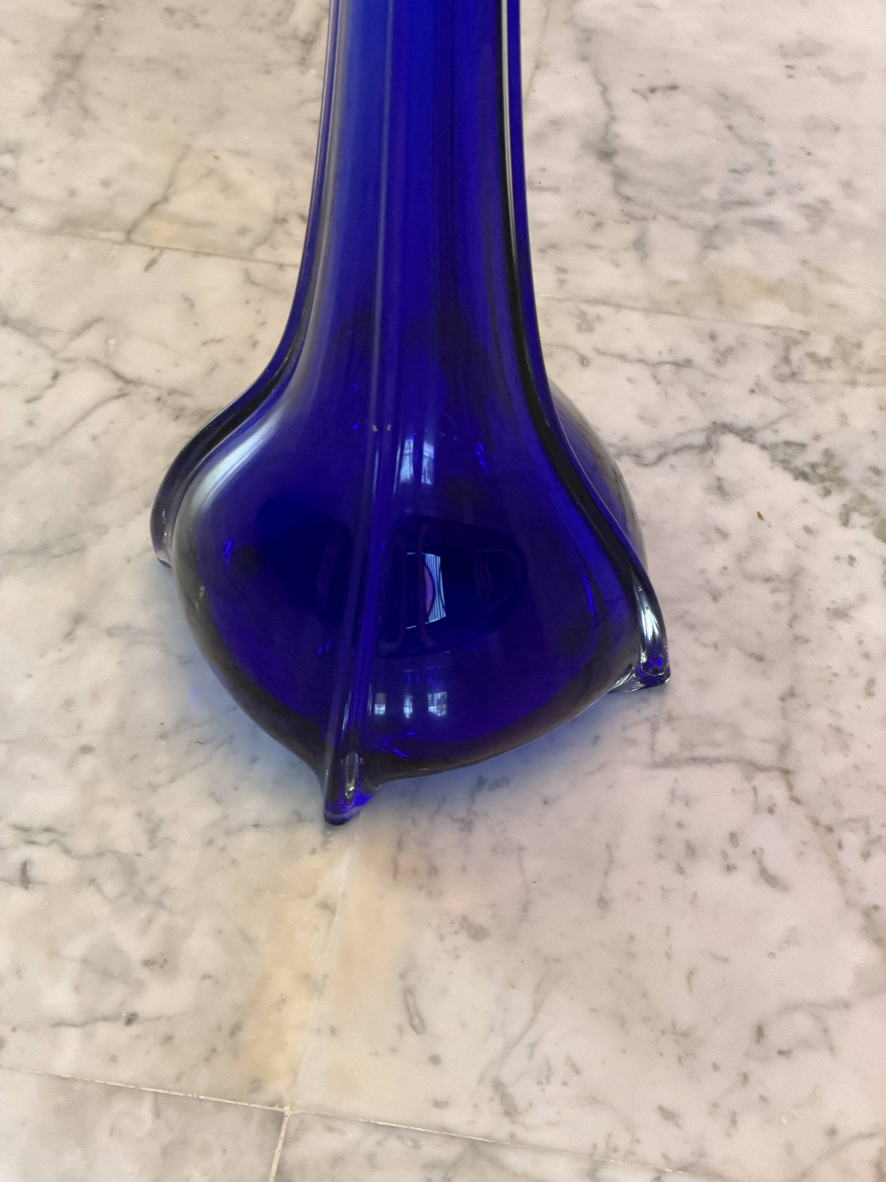 Vase sculpturale vintage en verre bleu cobalt