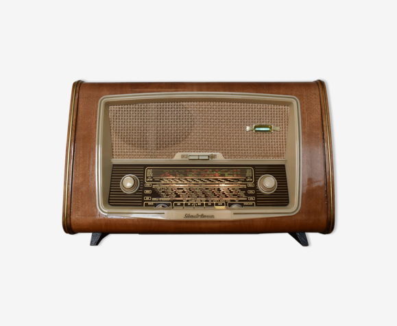Vintage bluetooth radio Schaub Lorenz Goldina model | Selency