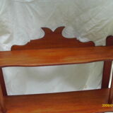 Shelf in blond mahogany around 1900