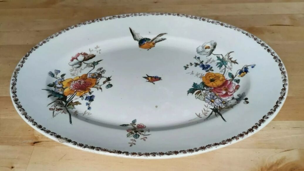 Decorative dish old earthenware