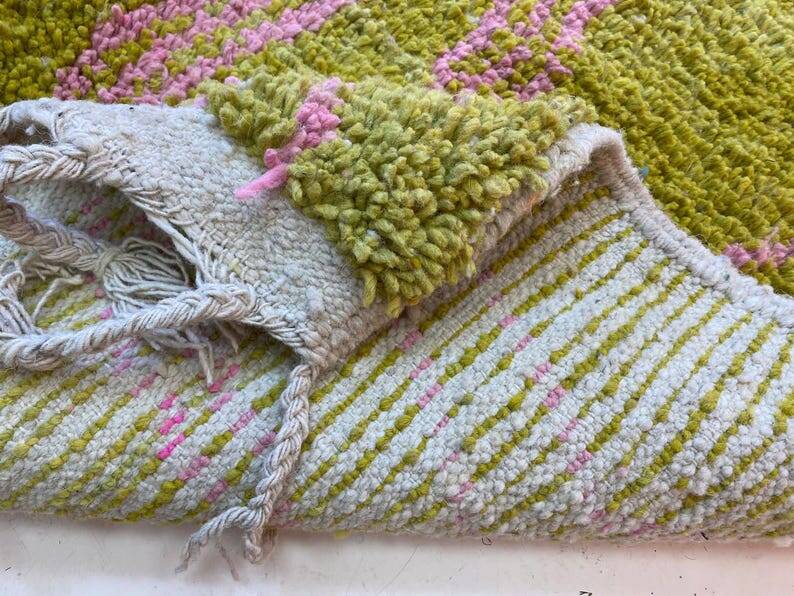 Moroccan Berber rug 250cm x 150cm