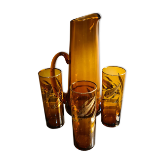 service 3 glasses and decanter color dark amber and gold 1970