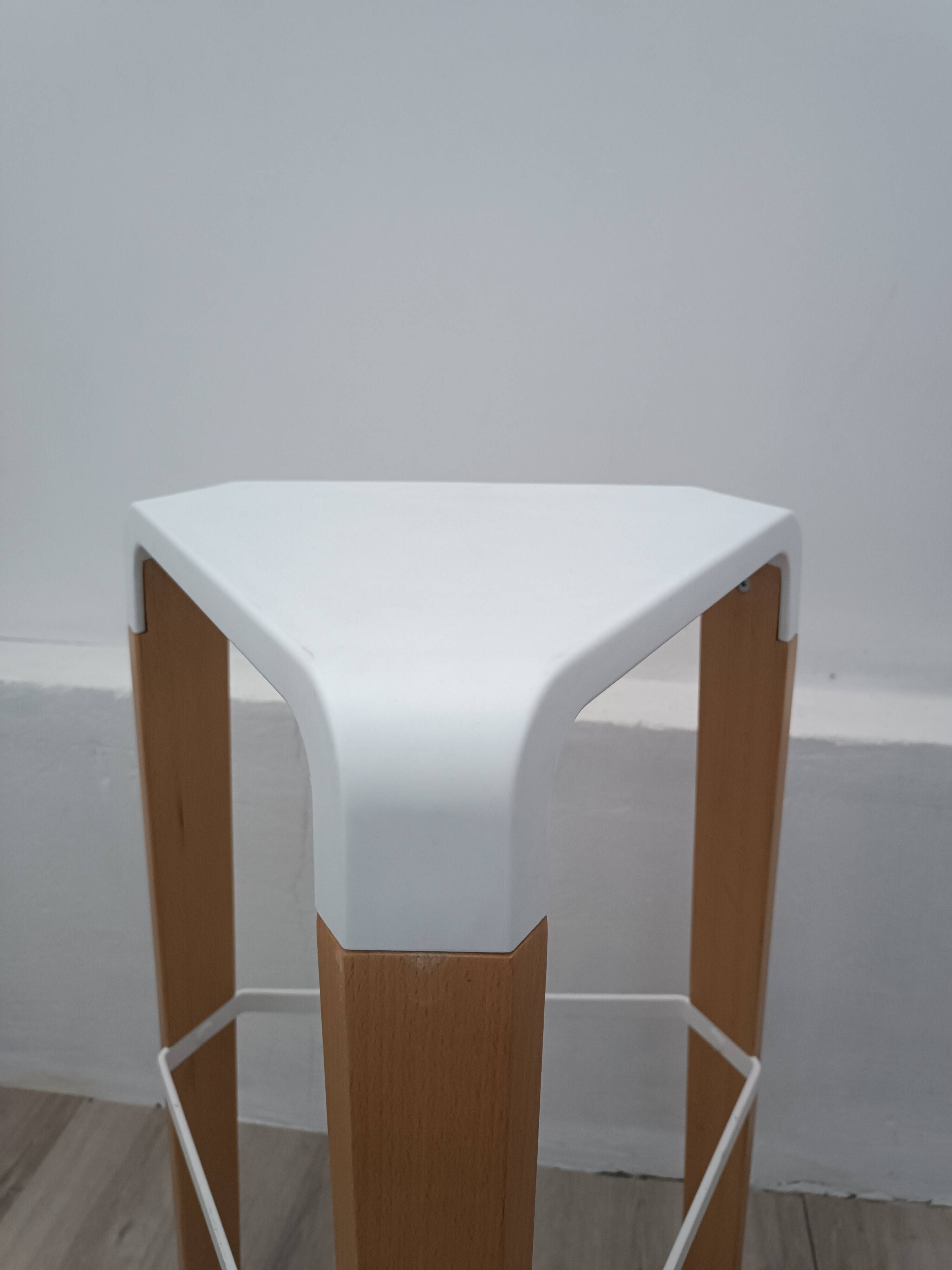 Picapau stools by Orlandini & Radice for Infiniti