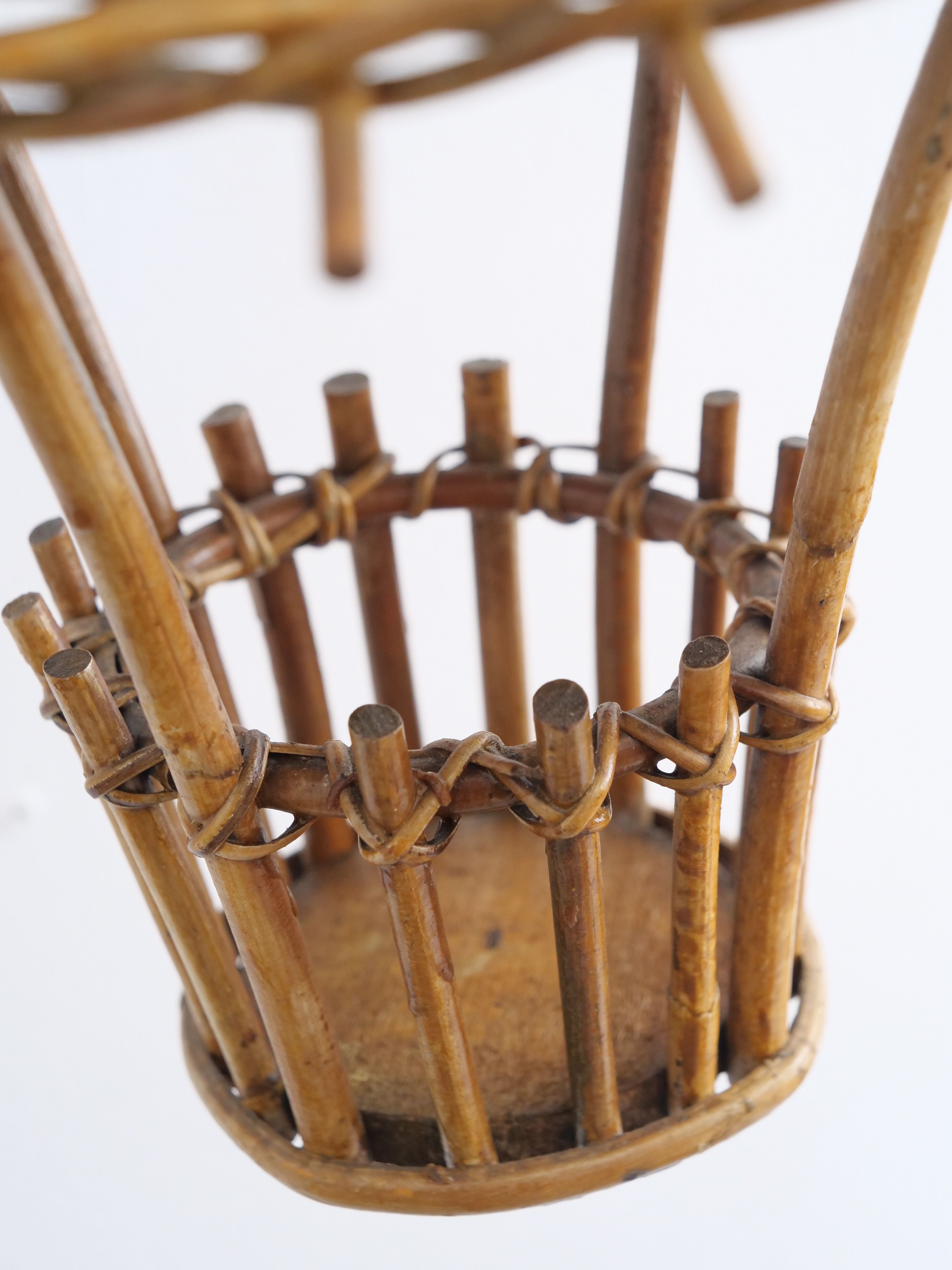 rattan wall lamp for hanging plant