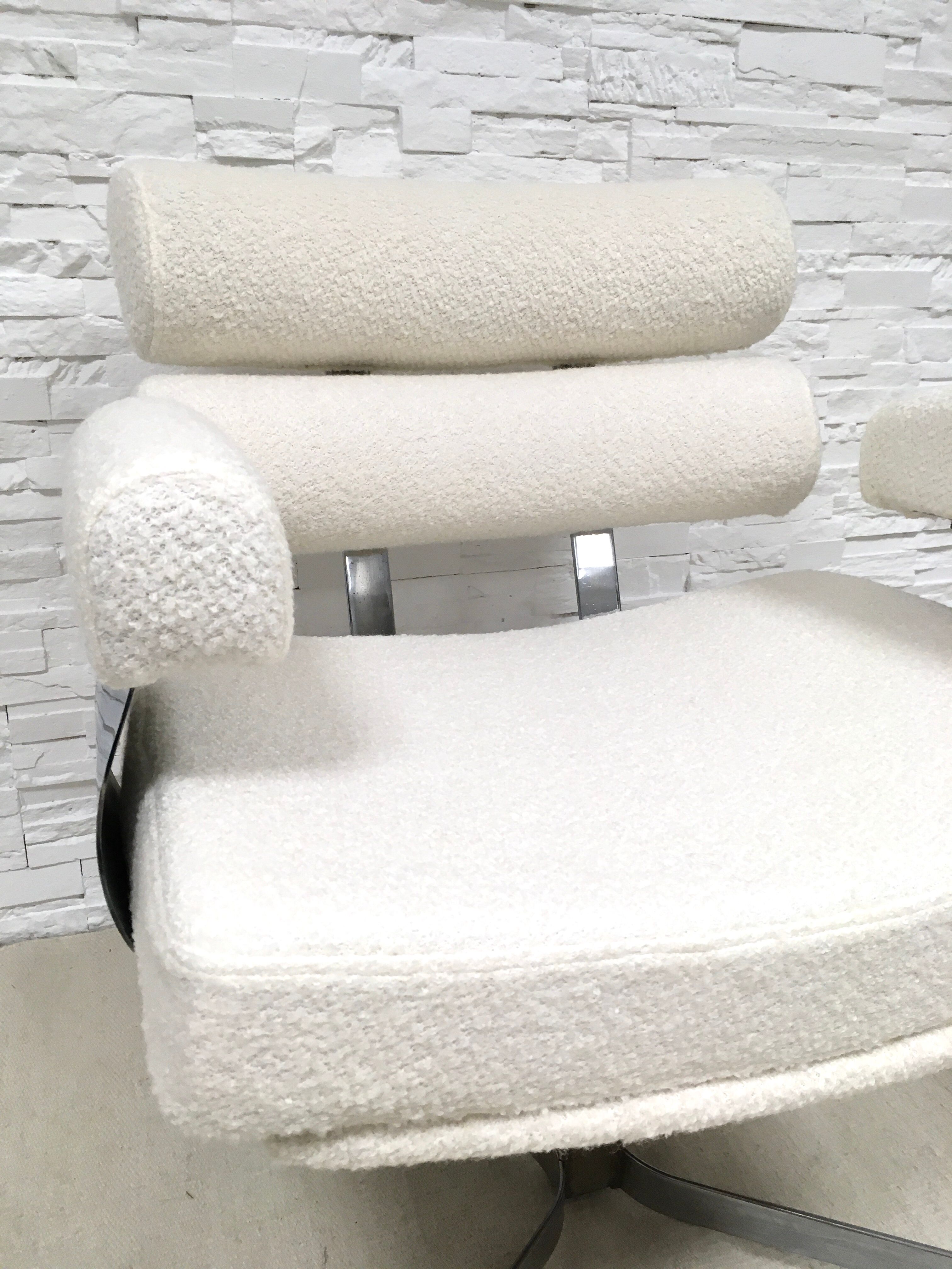 Vintage armchair 1980