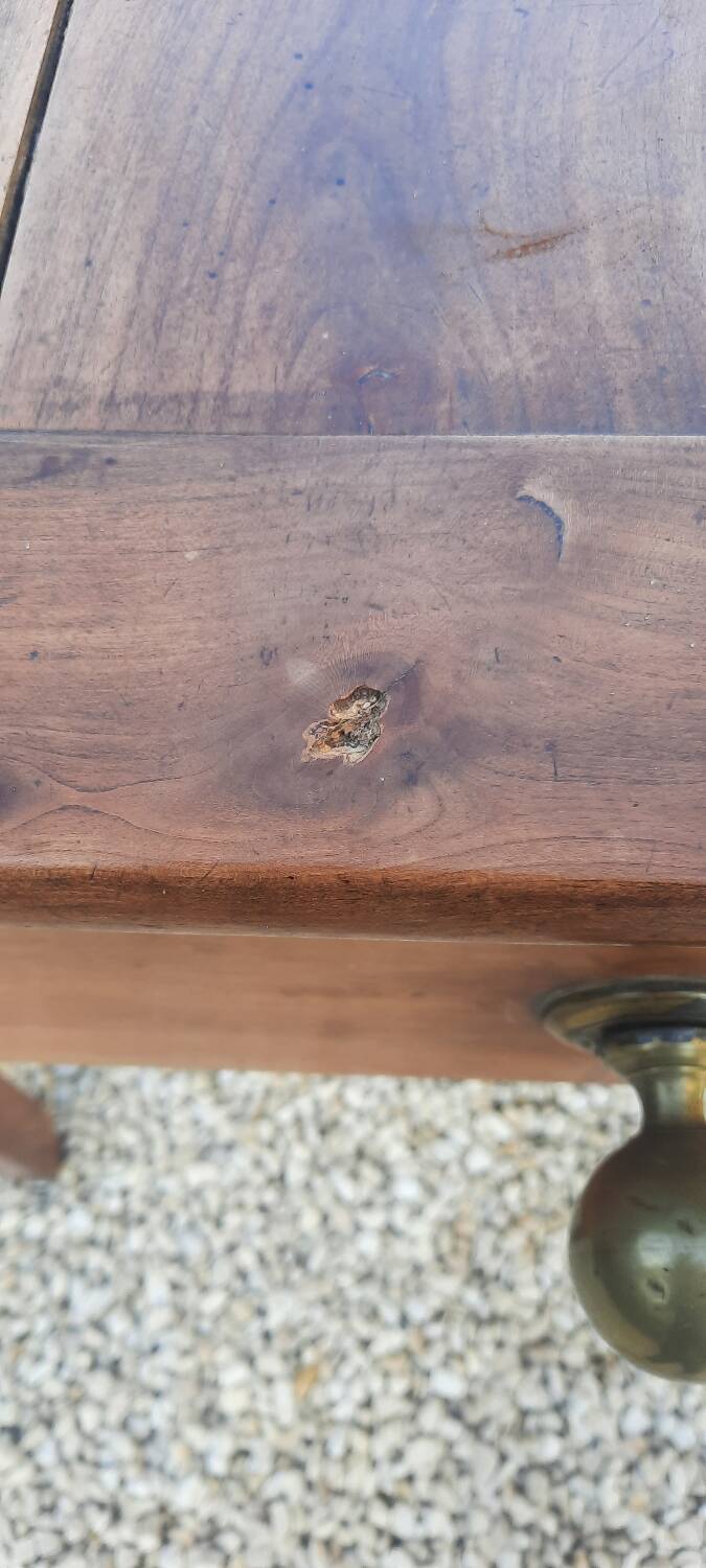 Farmhouse table