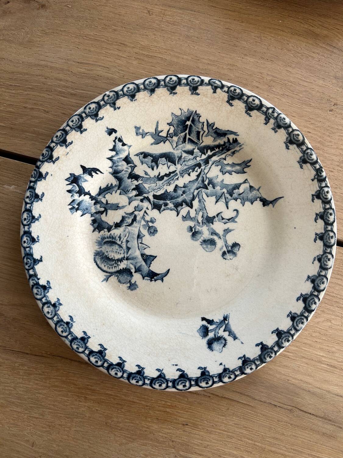 6 antique dessert plates, ironstone Gien Chardons