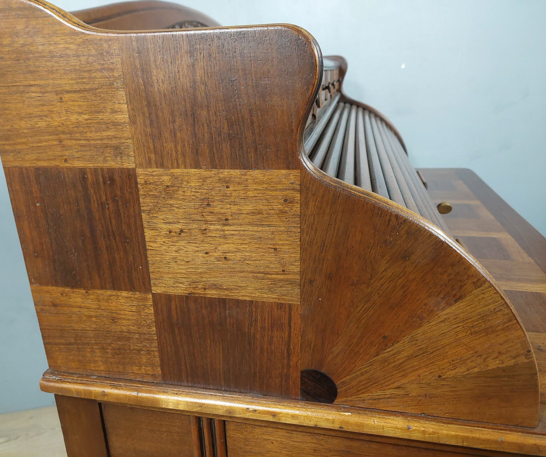 Art deco cylinder lady desk