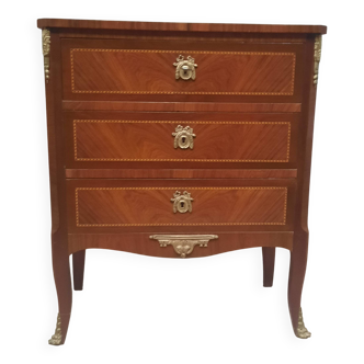 Petite commode marquettée de style transition