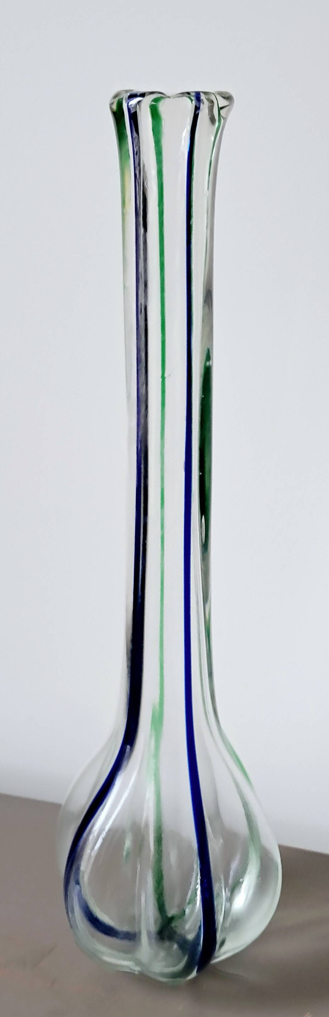 Soliflore vase in Murano sommerso glass. Archimedes Seguso. 1960/1970