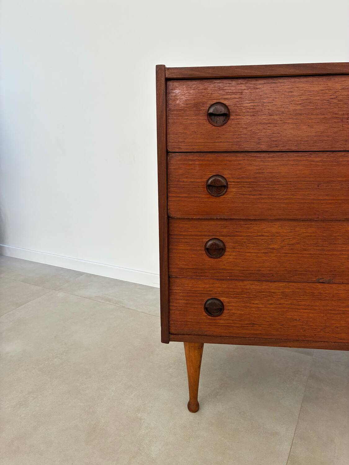 Commode vintage scandinave
