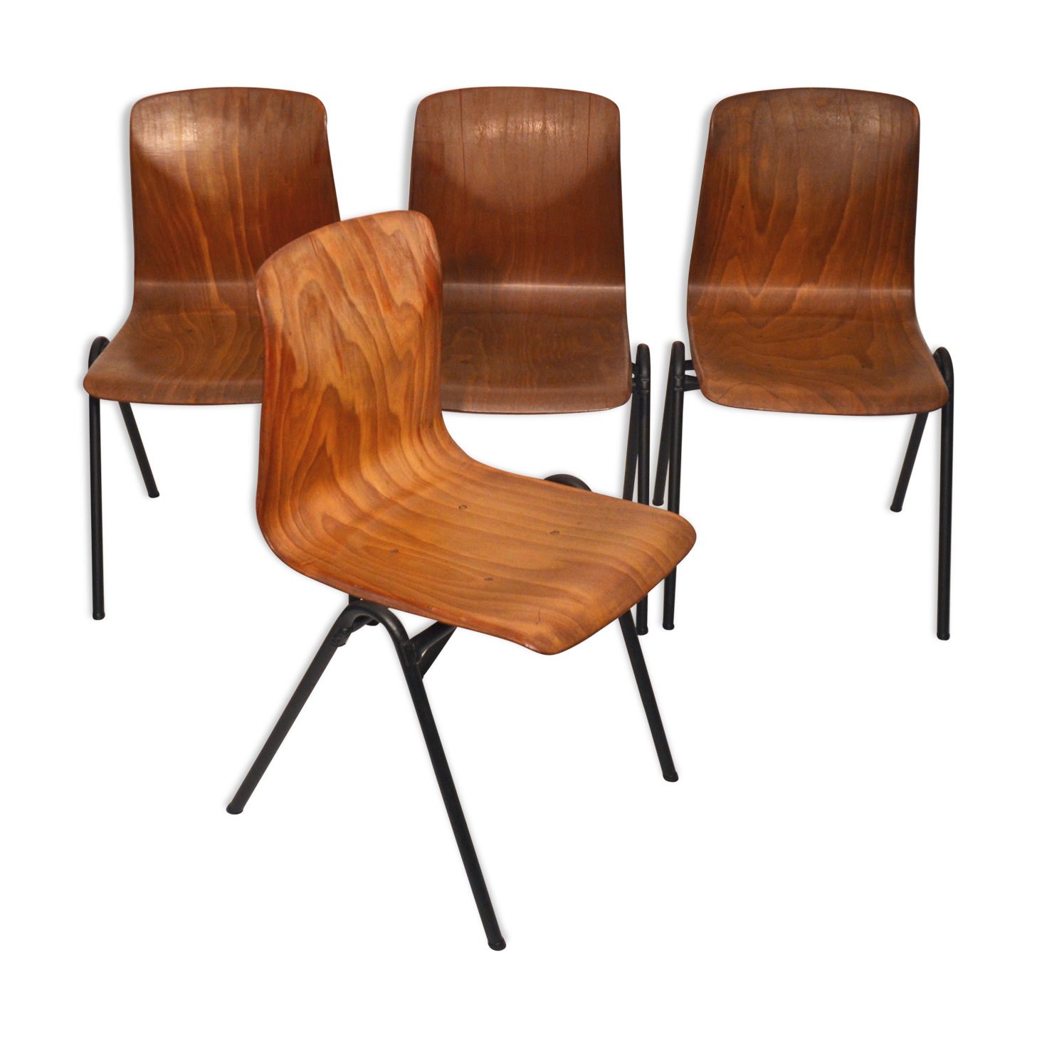 Set of 4 chairs stackable Pagholz