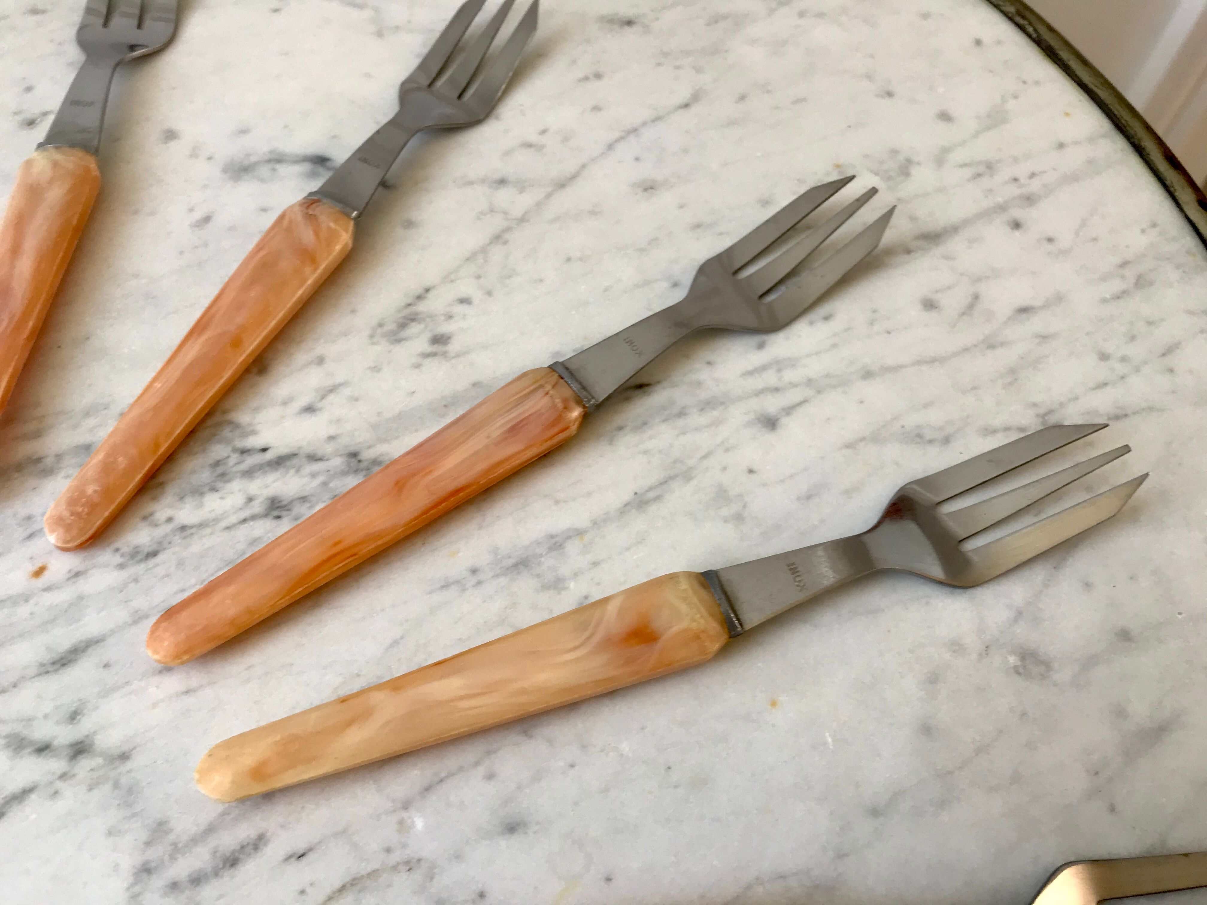 Set of 10 dessert forks in Bakelite 60s-70s