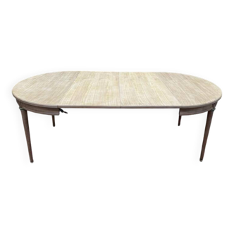 Table de salle à manger Louis XVI en merisier et deux allonges