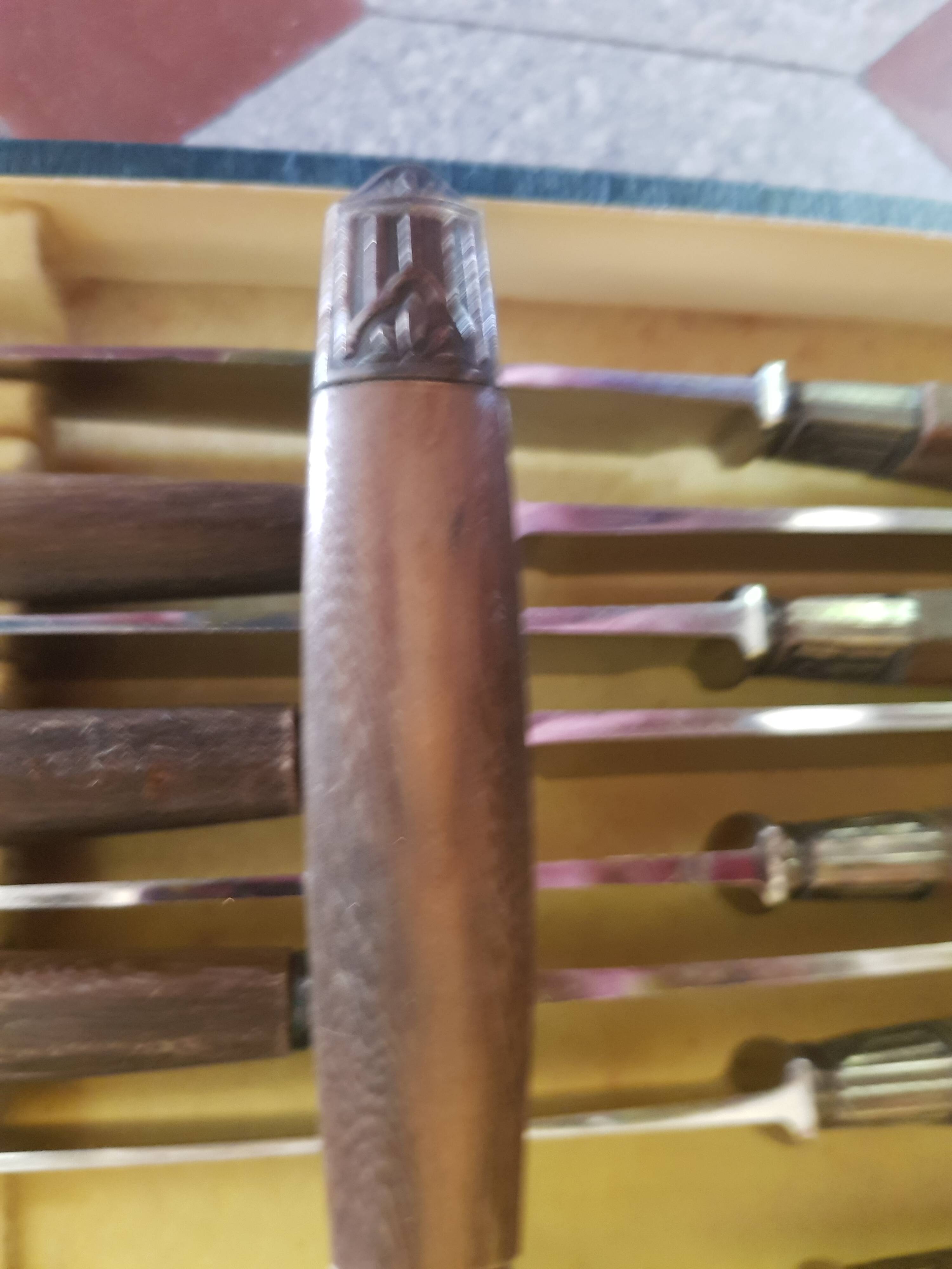 Set of 10 Art Deco knives in a case