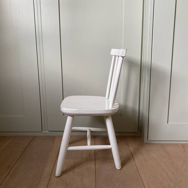 Scandinavian children's chair
