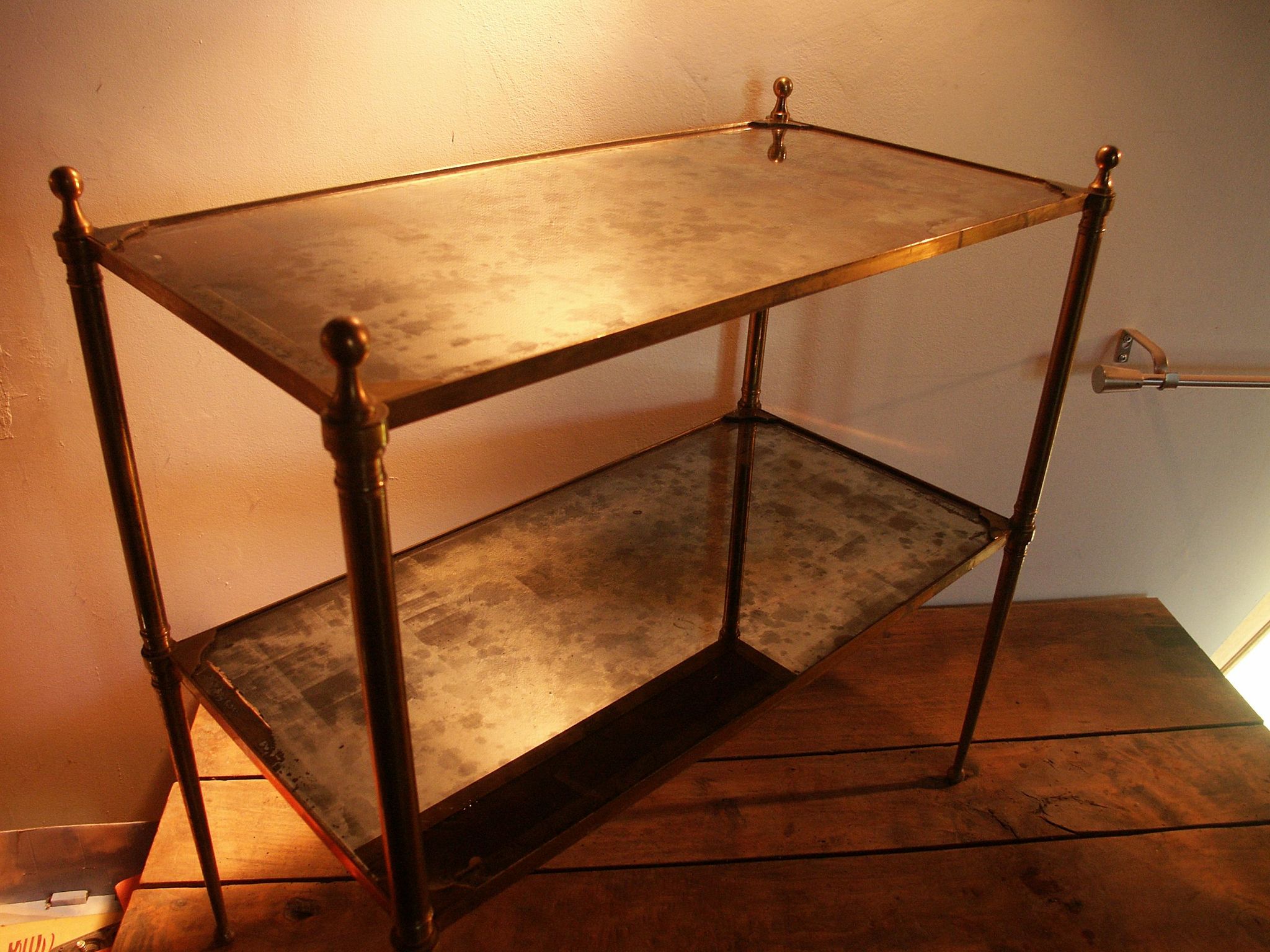 Brass side table from the 1950s/70s.