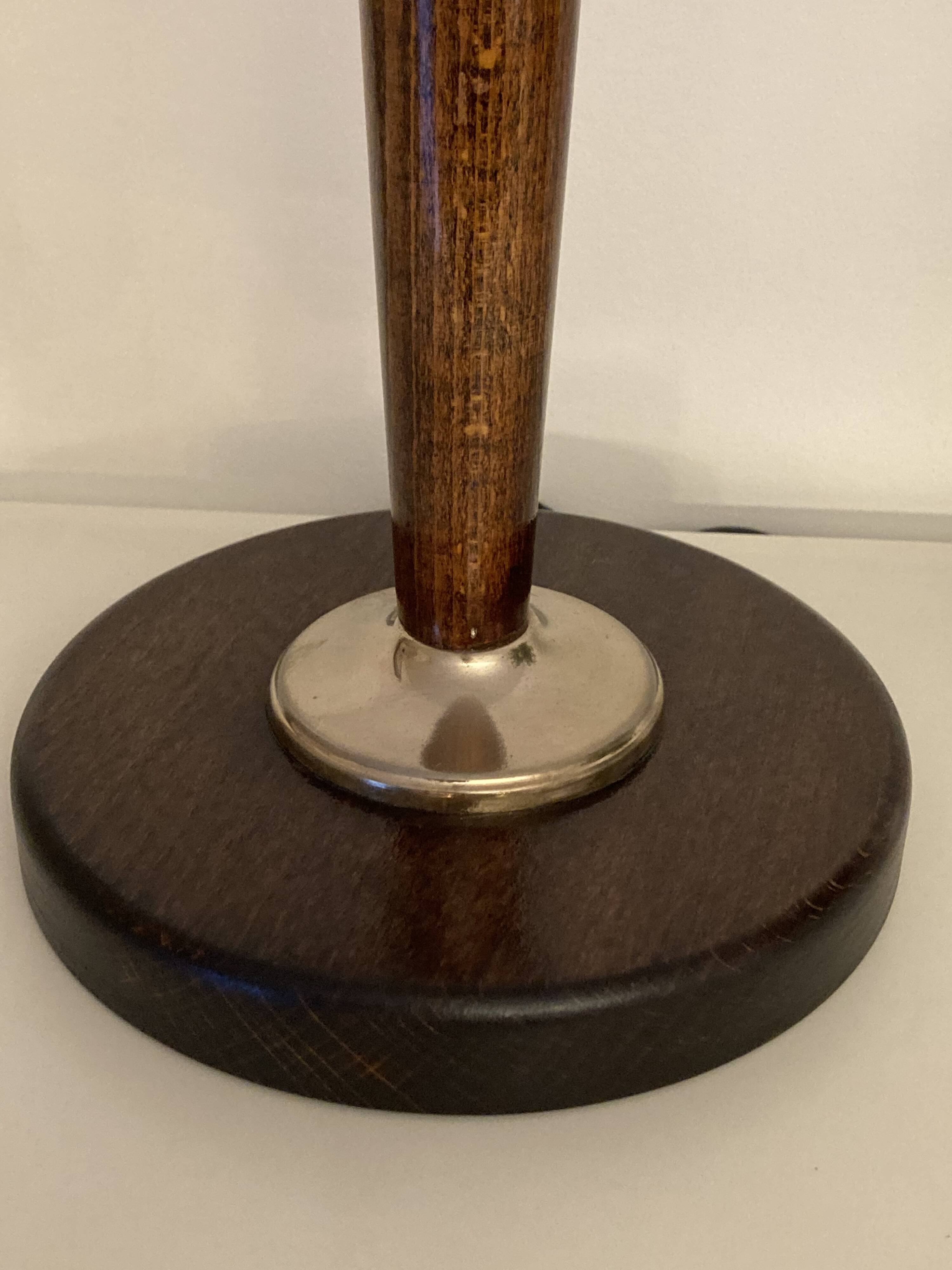 Liner lamp without lampshade