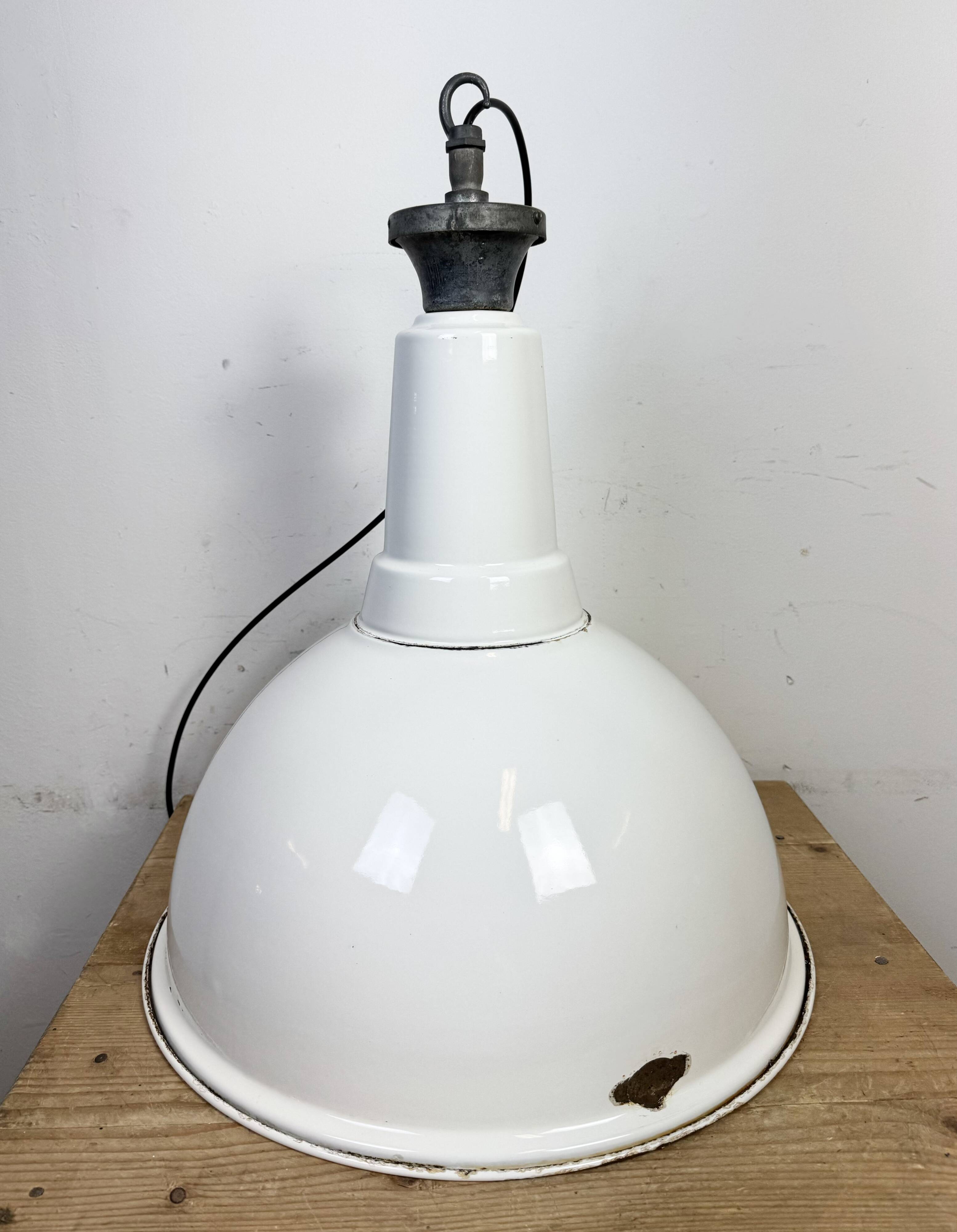 Large Industrial British White Enamel Pendant Lamp from Benjamin, 1960s