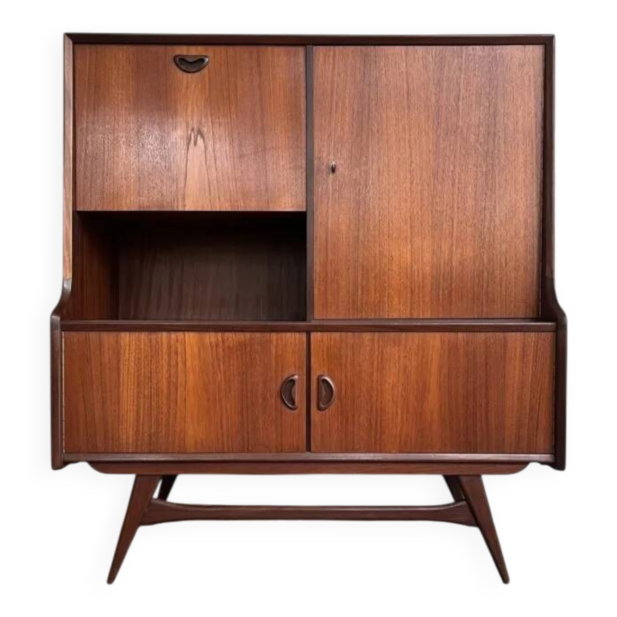 Louis Van Teeffelen for WEBE, highboard