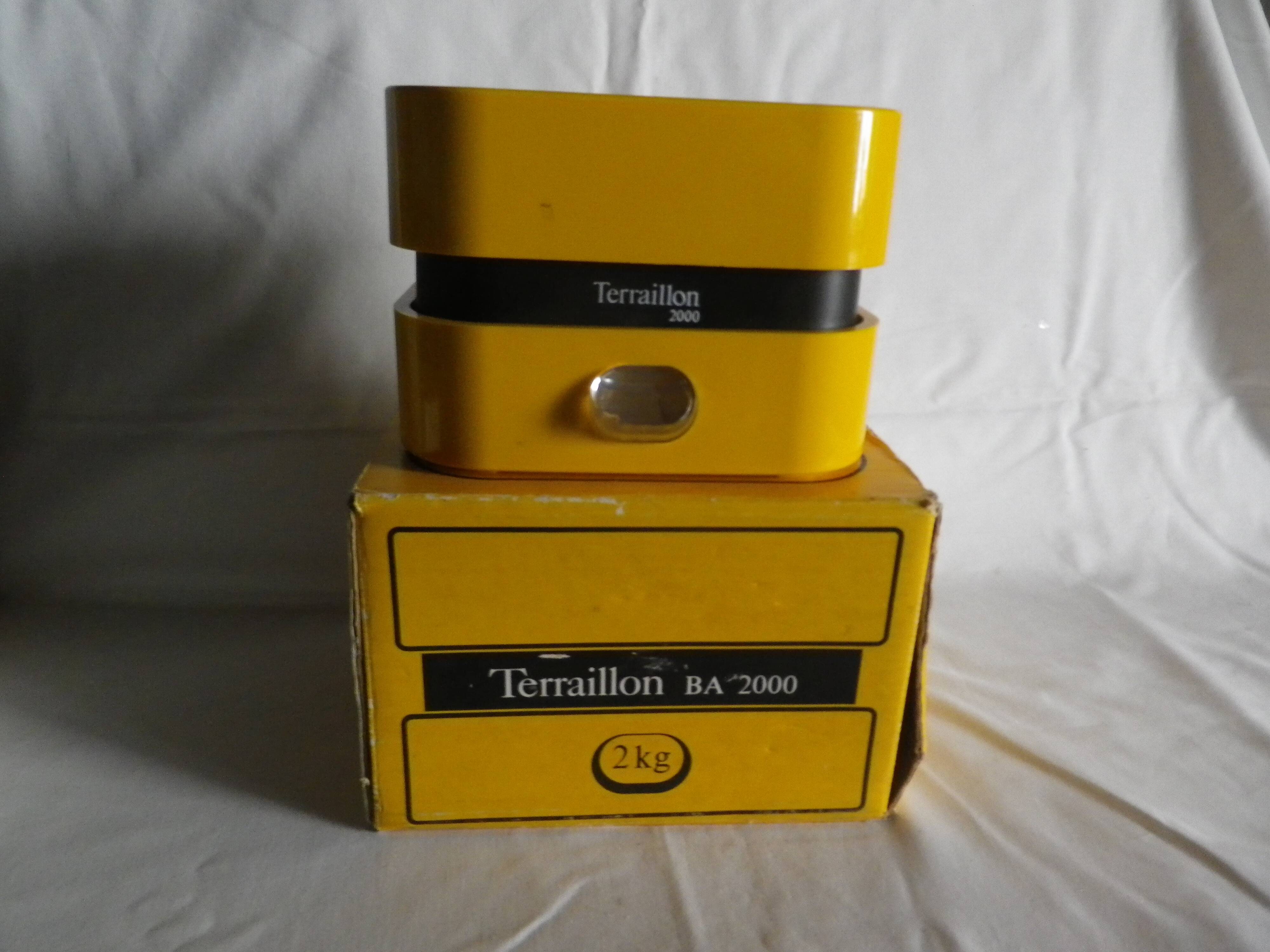 yellow Terraillon scale