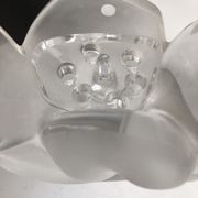 Vase stings flowers with doves Lalique