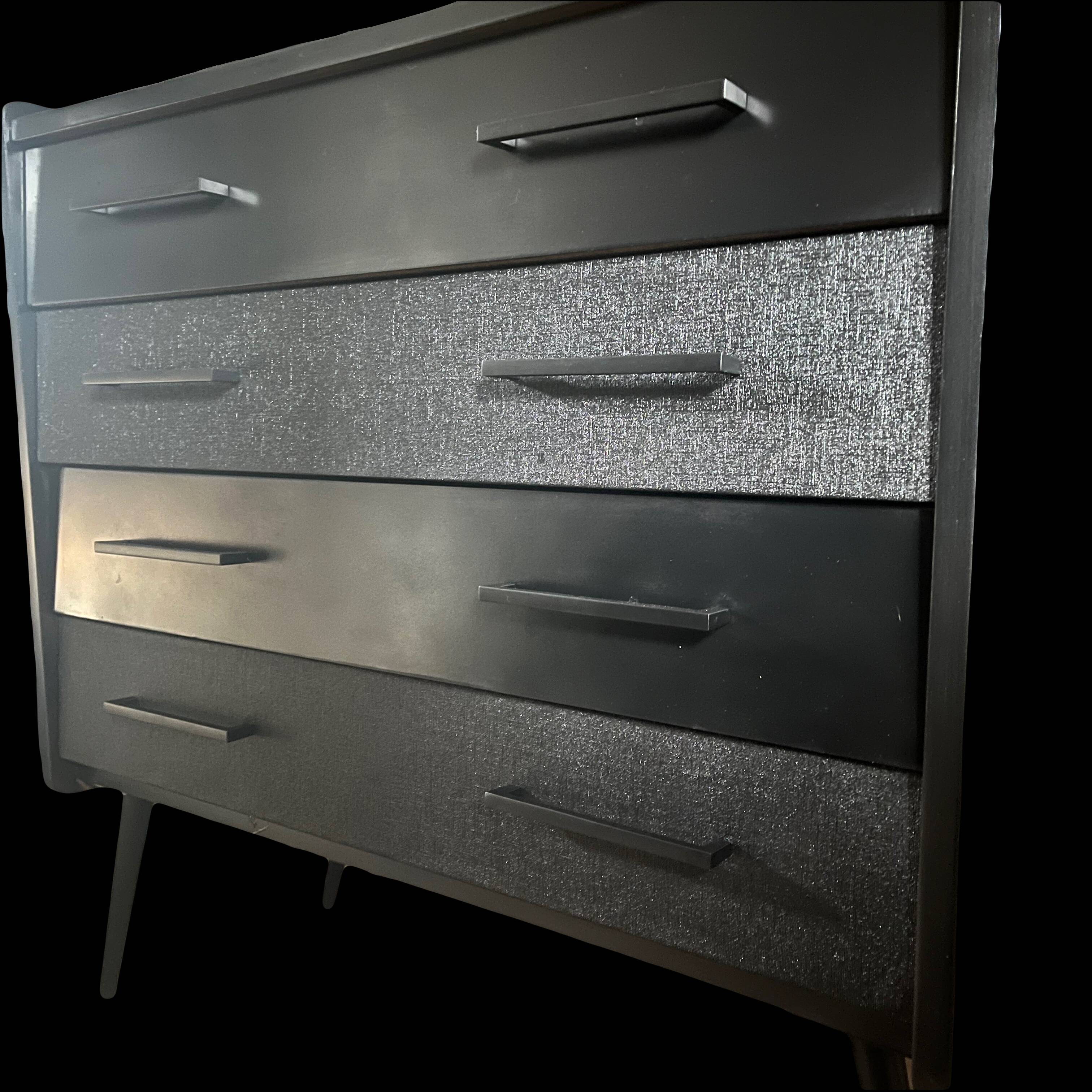 “All black” chest of drawers