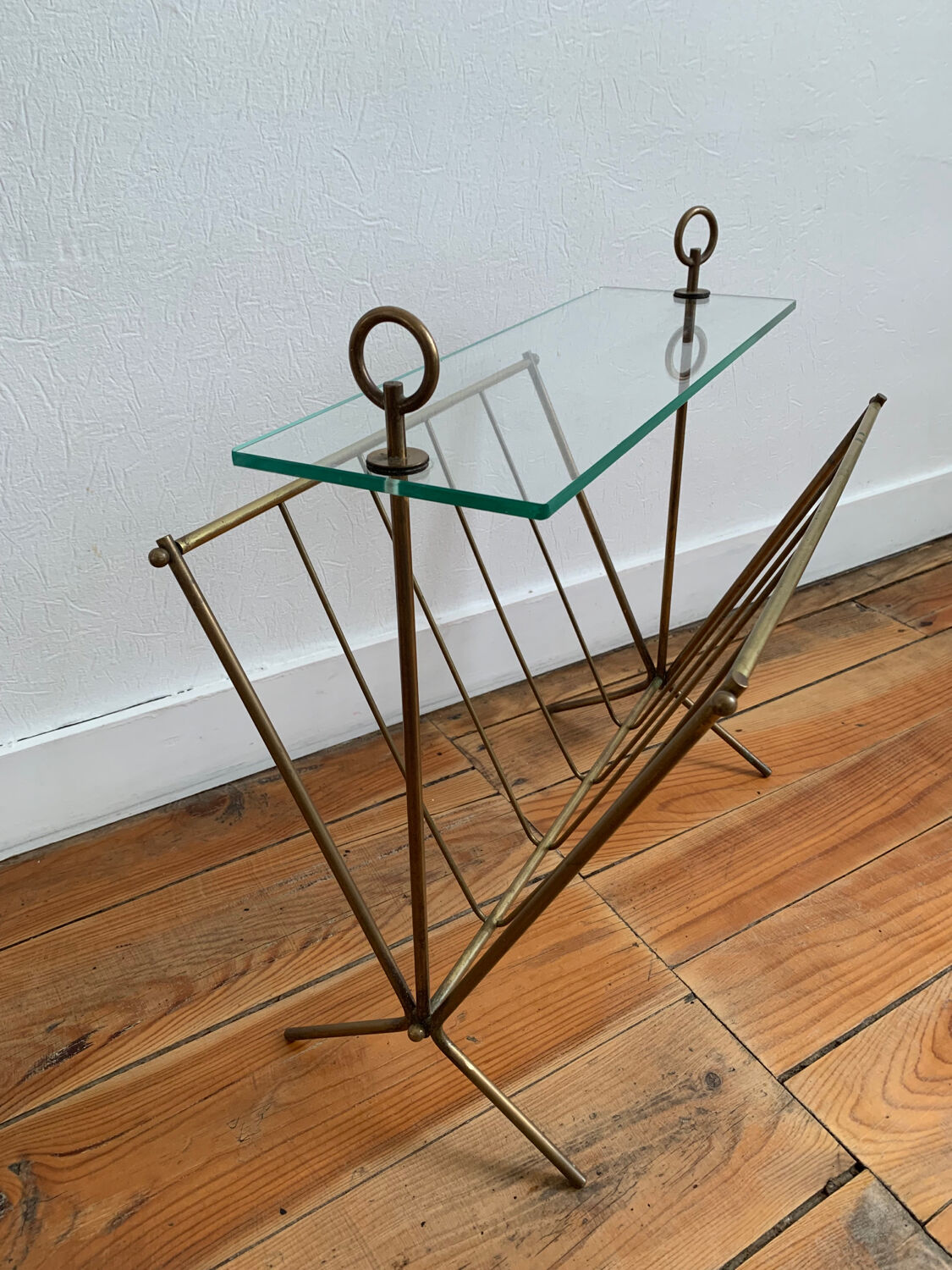 Glass and gilded brass magazine holder