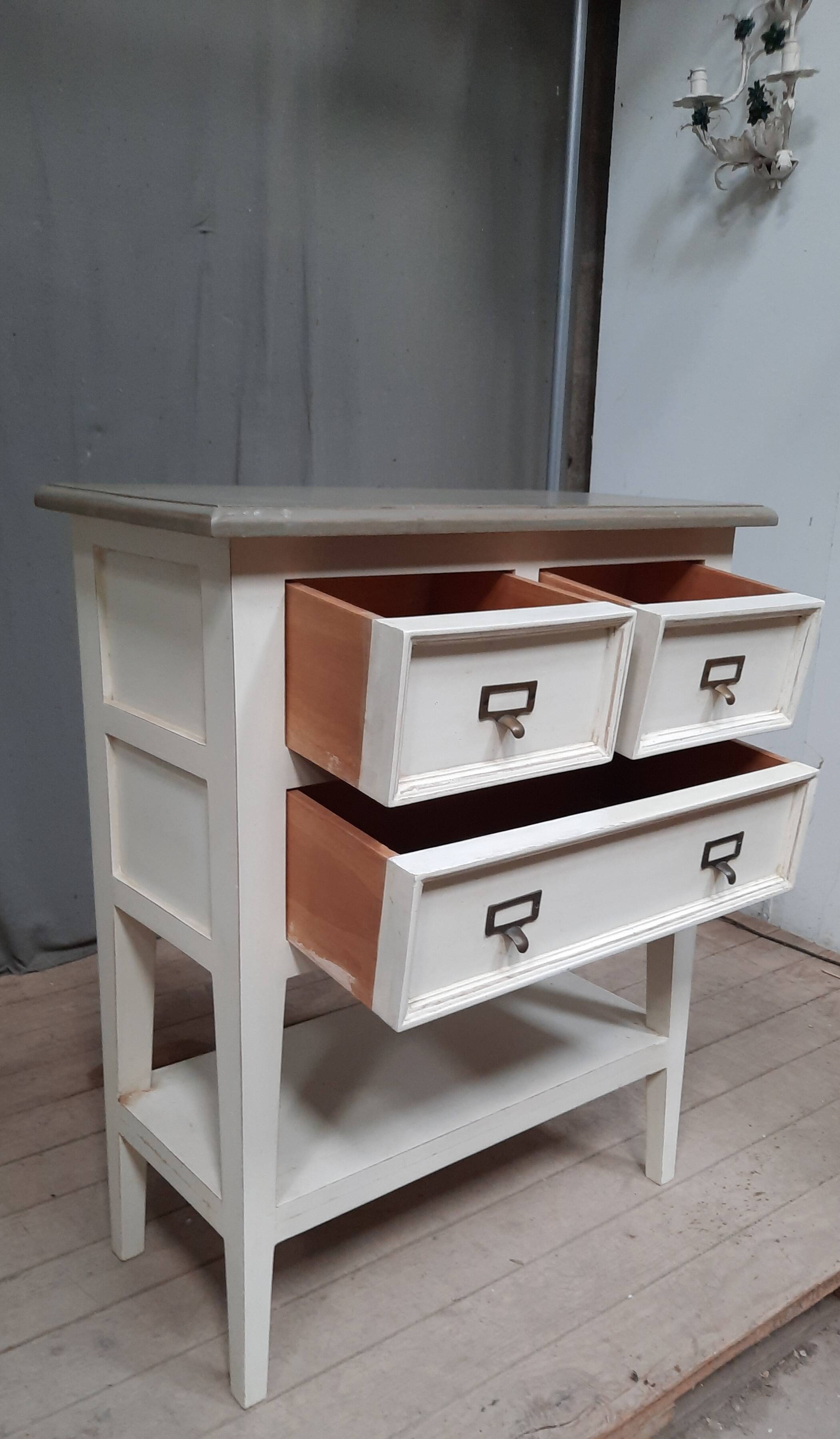 Painted cabinet with 3 drawers