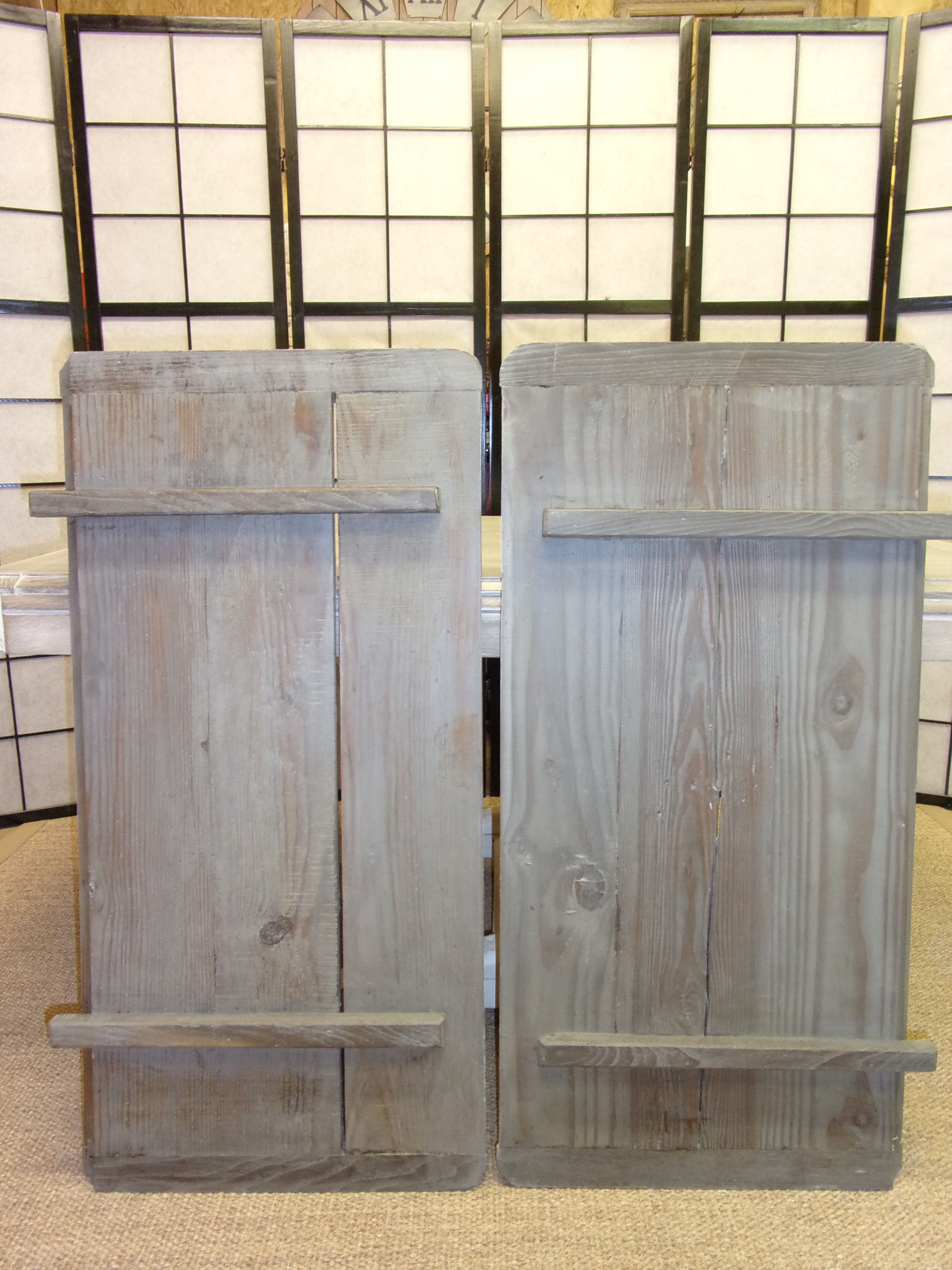 Art-deco table solid oak patina with lime