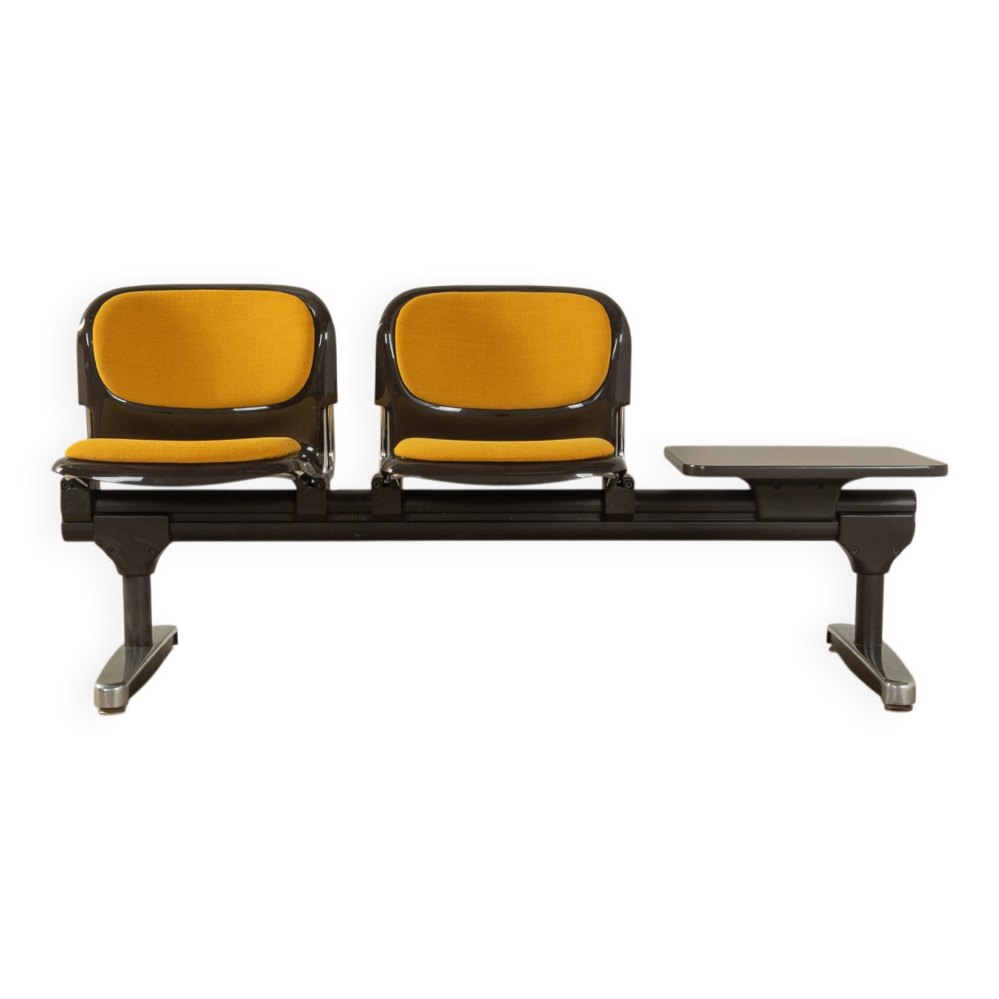 Waiting bench from the 1970s, Drabert