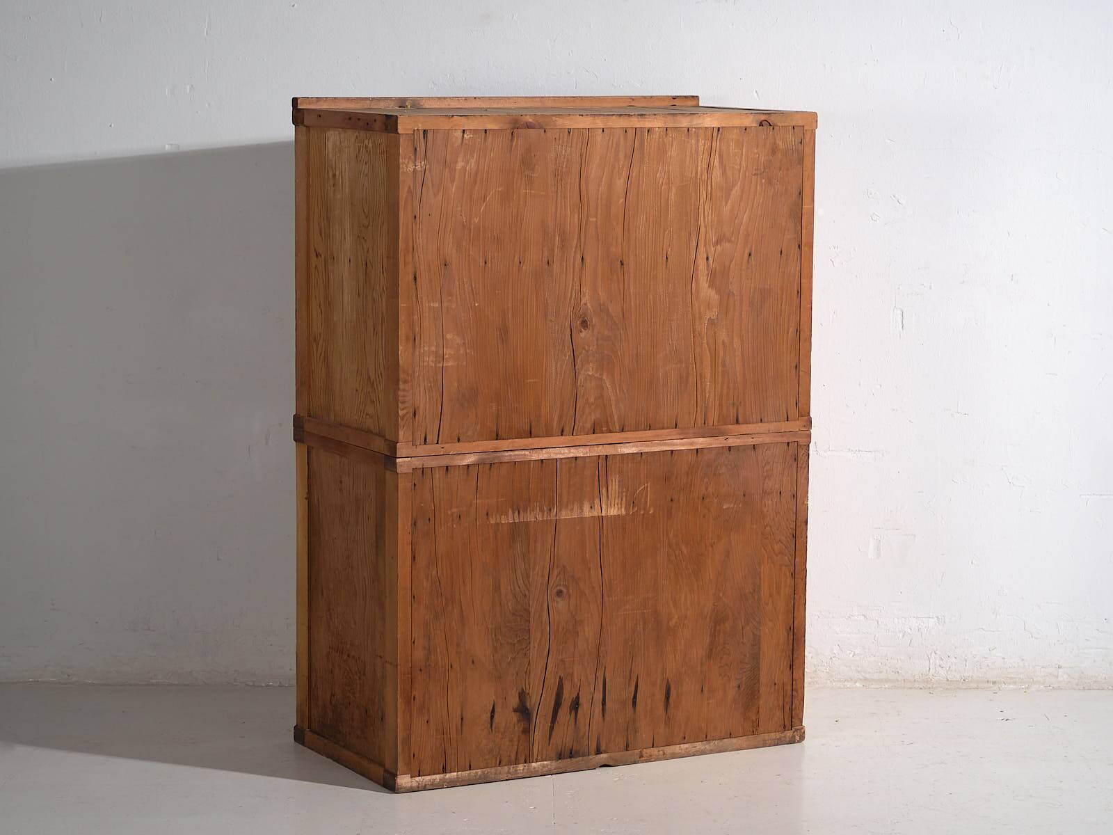 Old Japanese wardrobe (c.1912-1970) #47