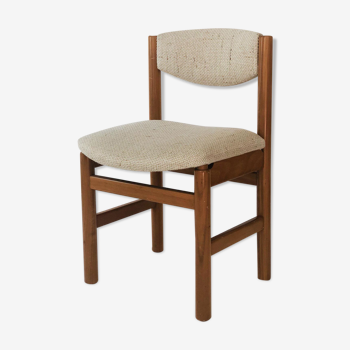 Scandinavian chair