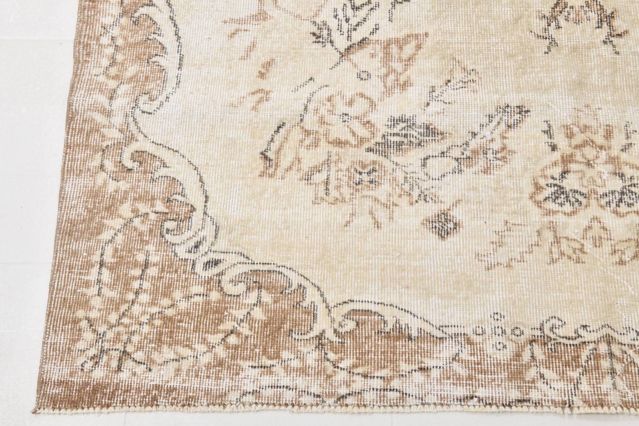 6x9 Persian Vintage Carpet, Authentic Anatolian Turkish Rug, 174x271 Cm