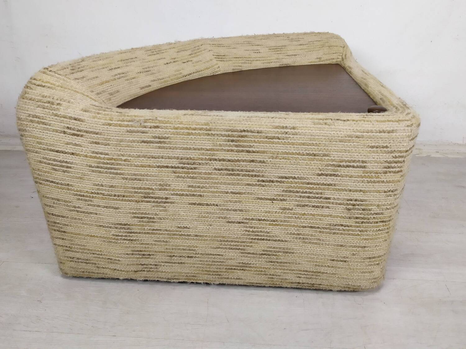 Vintage sofa corner