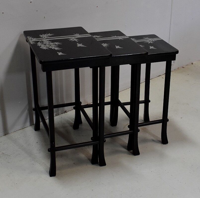 Chinese pull out tables in lase black