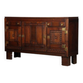 Buffet en chêne et laiton dans le goût de Charles Dudouyt, 1940