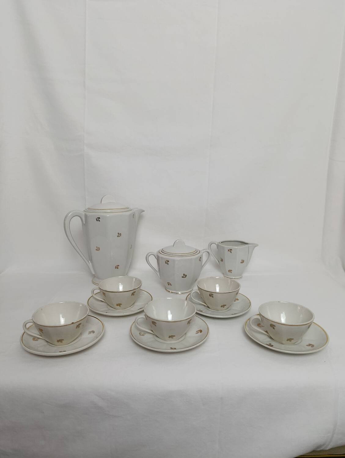 Coffee service for 5 cups