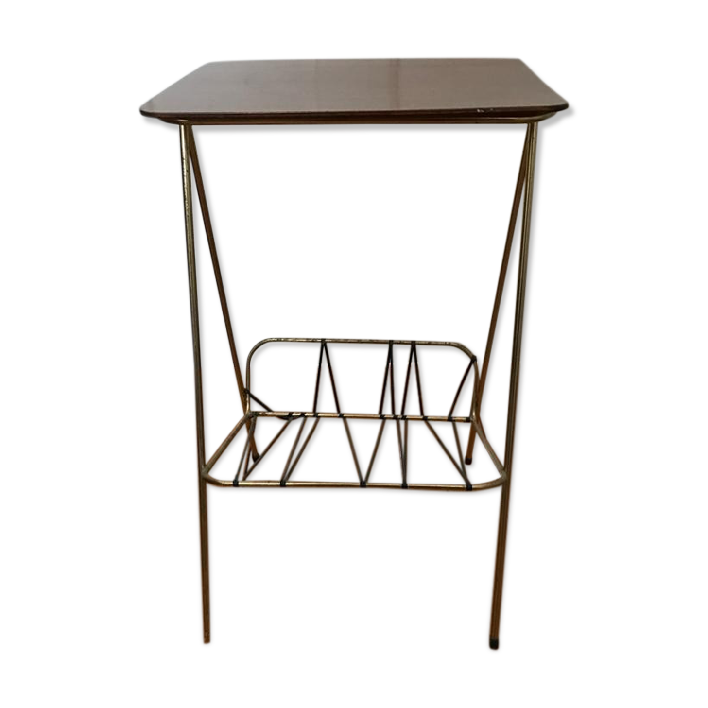 Small vintage table carries 60s review