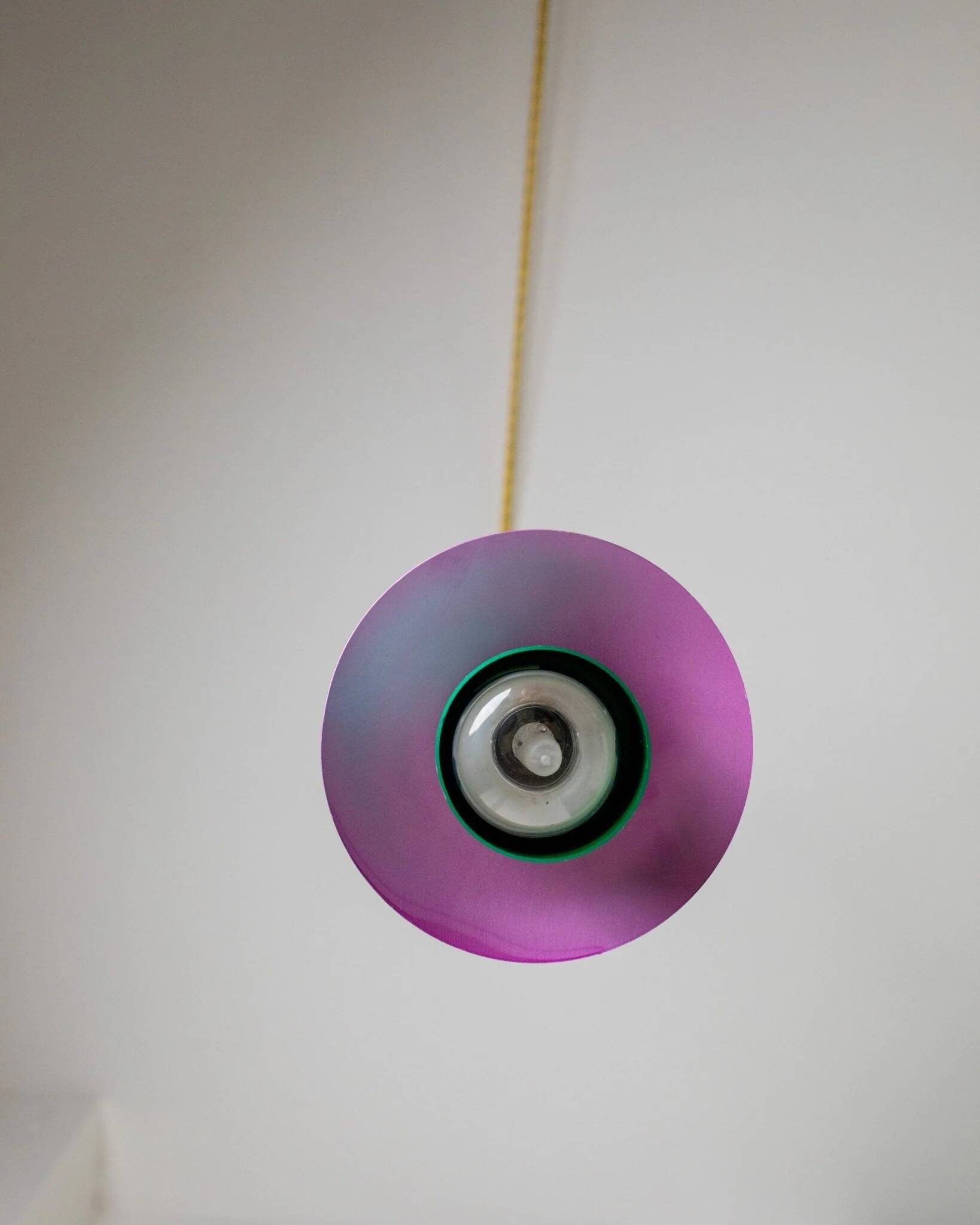 Vintage aluminum ceiling lamp in purple and green, Memphis/postmodern zigzag striped cable, bold pop-art pendant