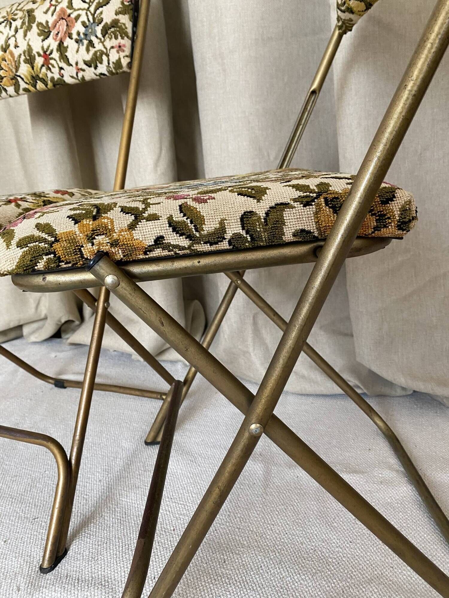 Lafuma folding chairs "Chantazur" floral upholstery from the 1960s.