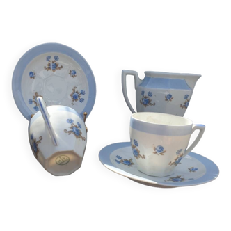 Porcelain tea service set