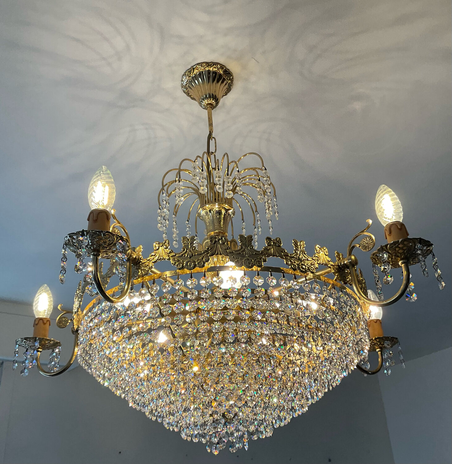 Waterfall chandelier with crystal tassels
