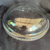 Cup/bezel in metal and glass