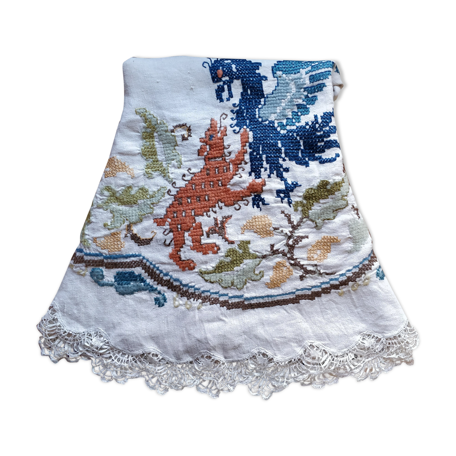 Round embroidered linen tablecloth