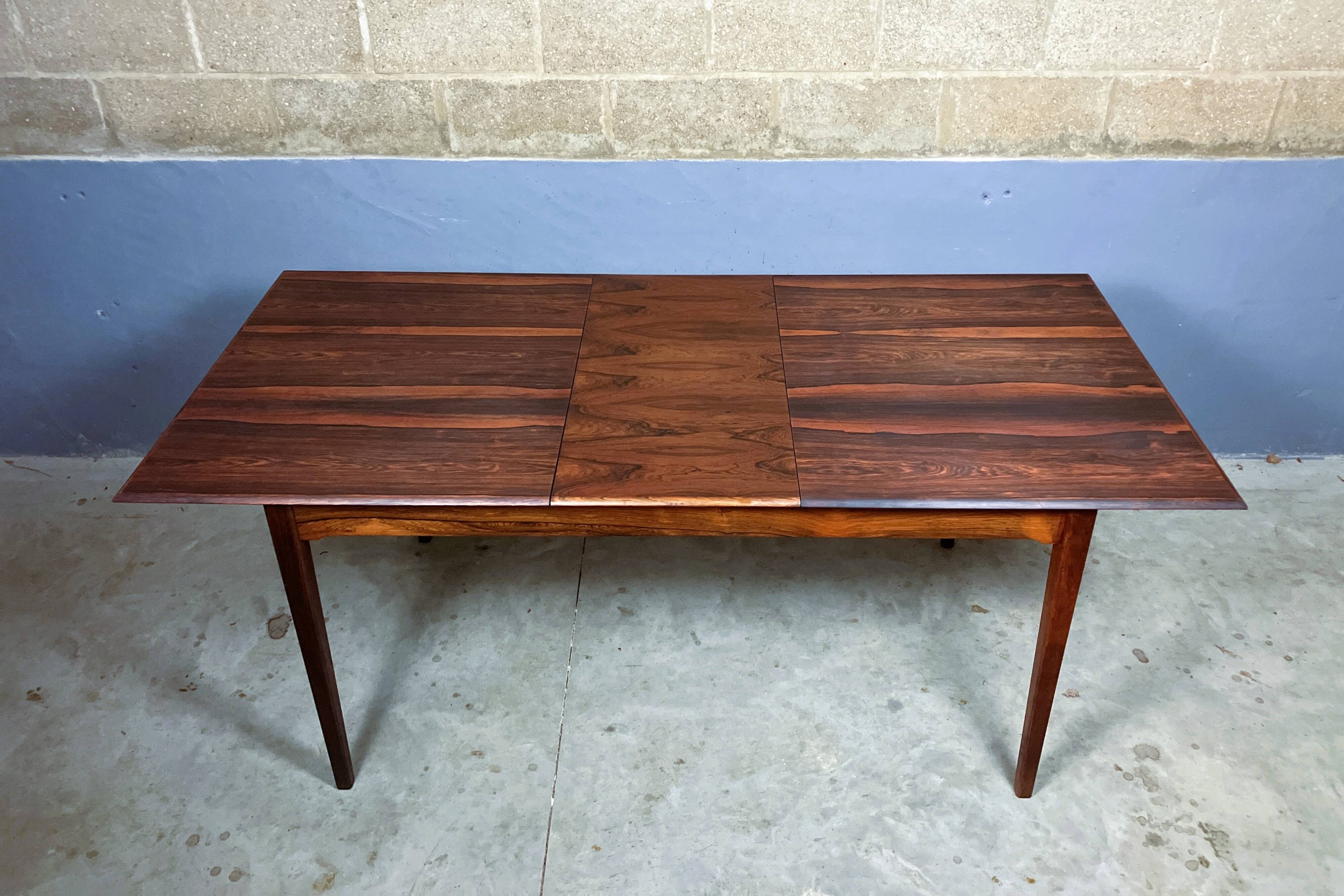 Mid-century rosewood extendable dining table