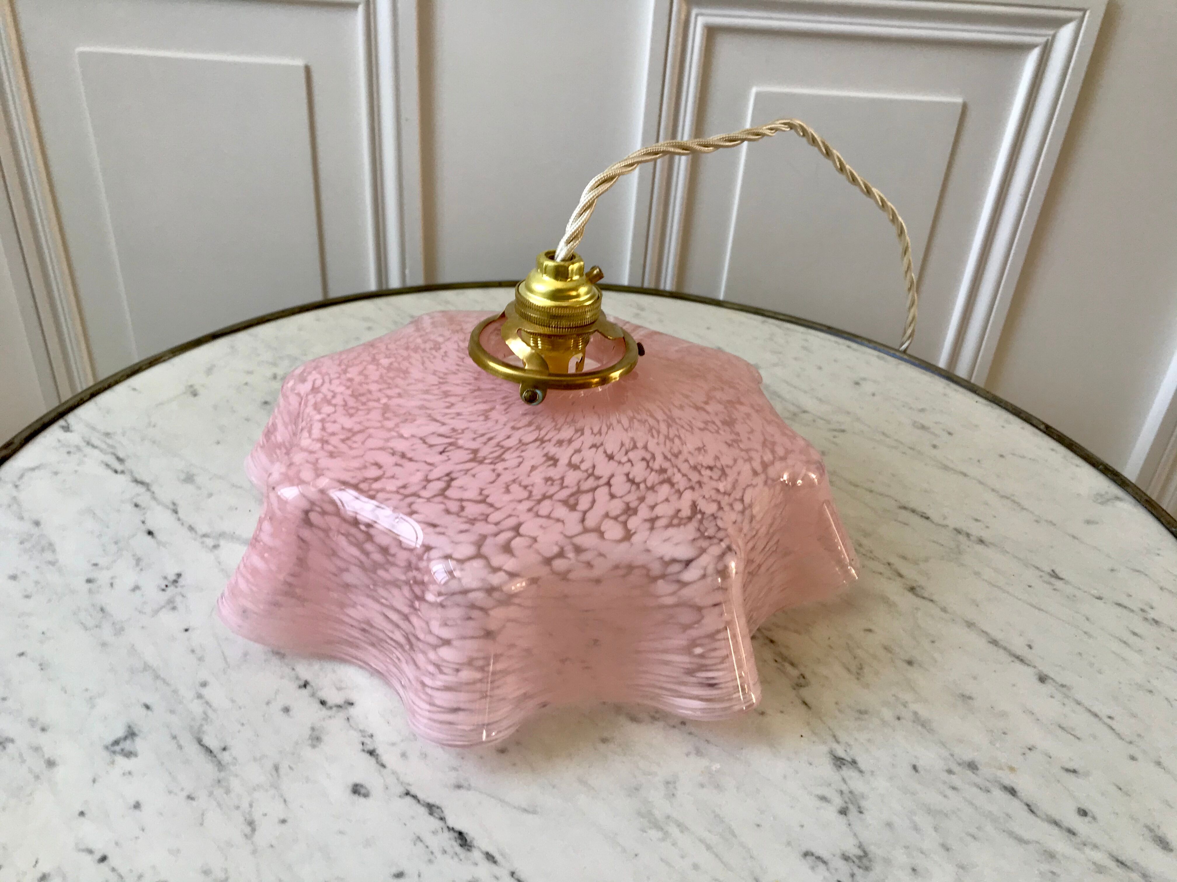 Walking suspension in Clichy glass speckled pink bobon years 20-30