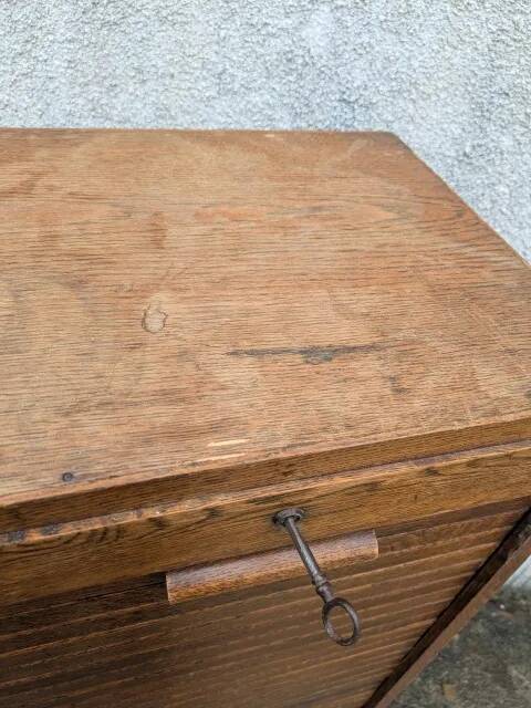 Filing cabinet, curtain furniture