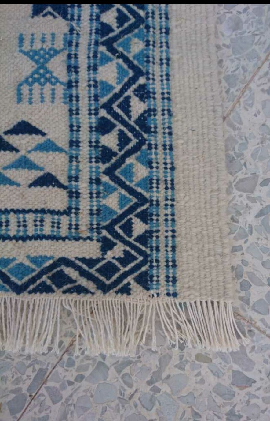 Berber carpet, white and blue 125 x 80 cm